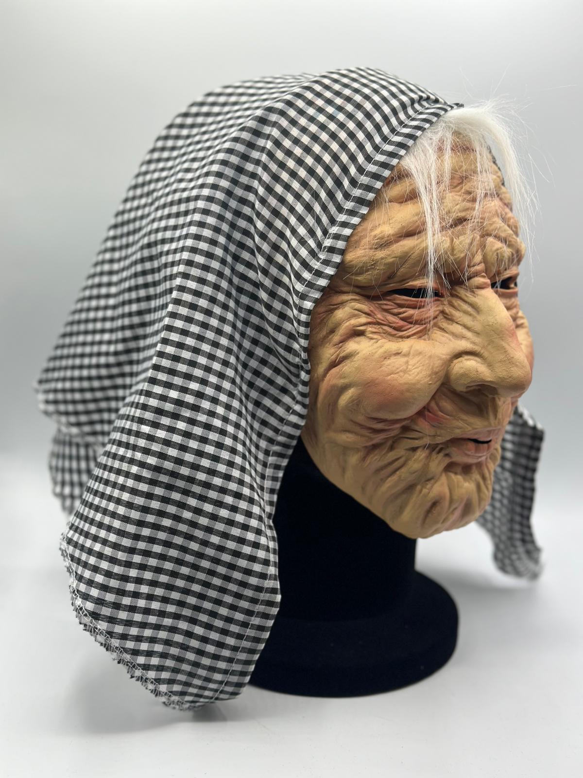 Sara masker - oma masker - oude vrouw masker - heks - Sarapop 50 jaar masker - Sara 50 jaar masker